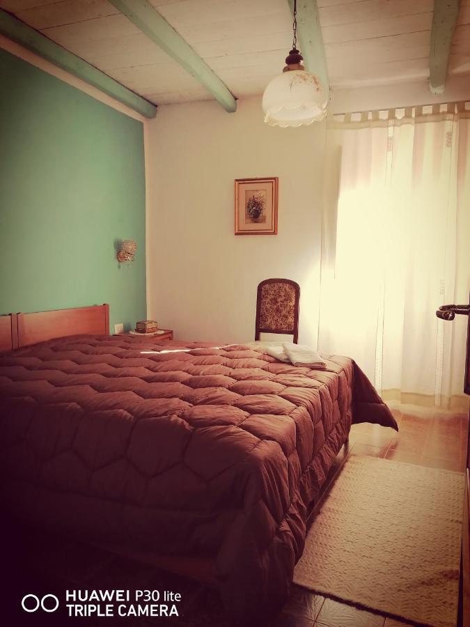 La Casa Di Luisa Apartment Санту Лусурджу Екстериор снимка
